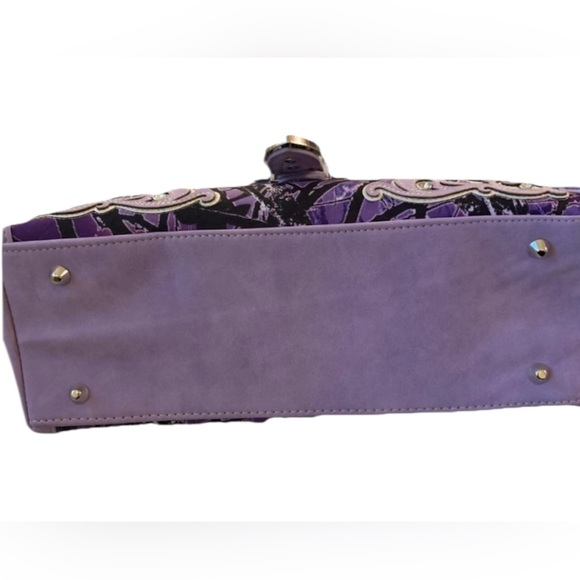 Lavender Camouflage Western Camo Rhinestone Buckle Shoulder Conceal Carry Purse - Picture 5 of 5